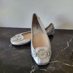 Michael Kors shoes Size 6M